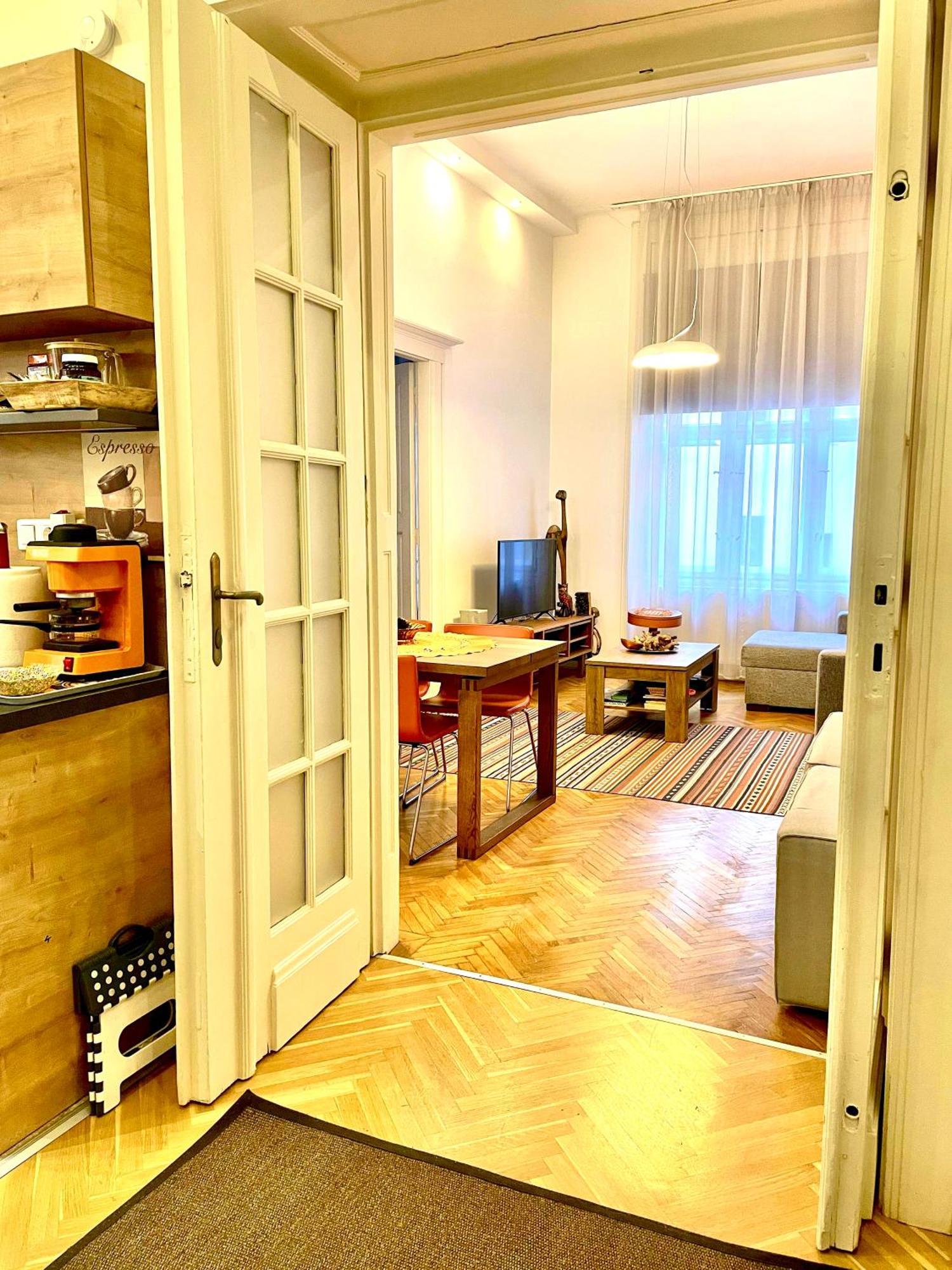 Orange Pearl Apartment 3 Rooms Next To Danube Budapest Eksteriør billede